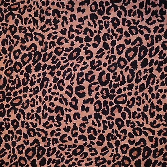 LIKE NEW Sexy Leopard Print Long Sleeve Top, M - Picture 10 of 13